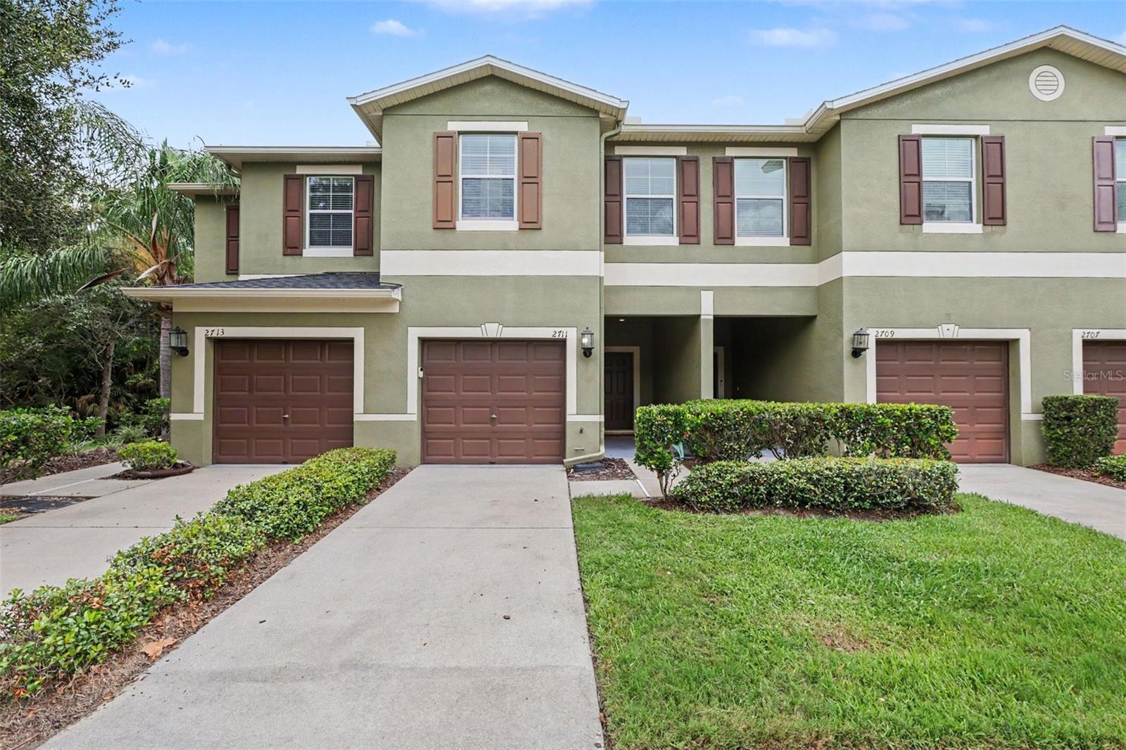 2711 Isabella Valley Ct, Brandon, FL 33511 photo