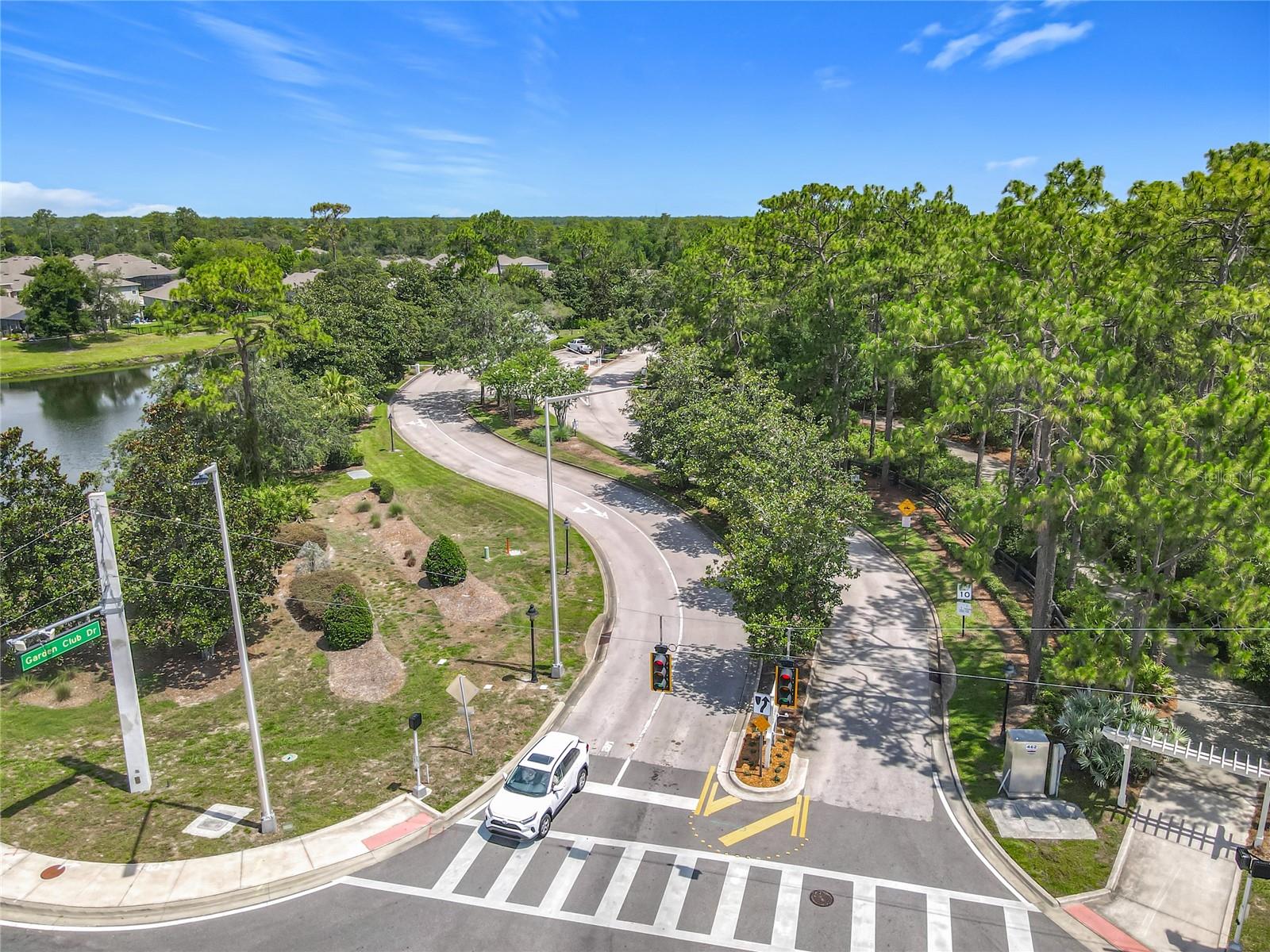 600 Garden Club Dr, Deland, FL 32724 photo