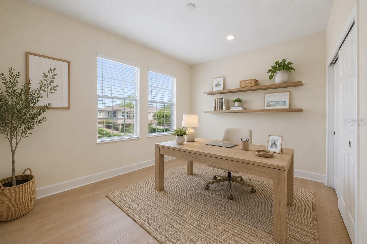 8418 Nandina Dr, Sarasota, FL 34240 photo