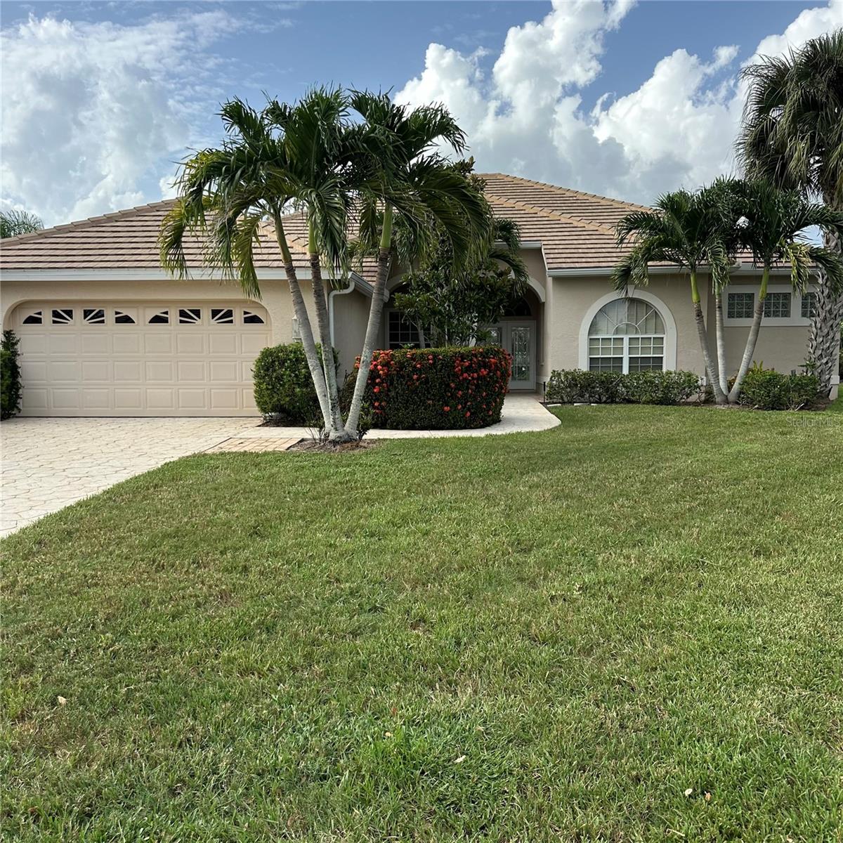 11837 Grand Isles Ln, Fort Myers, FL 33913 photo