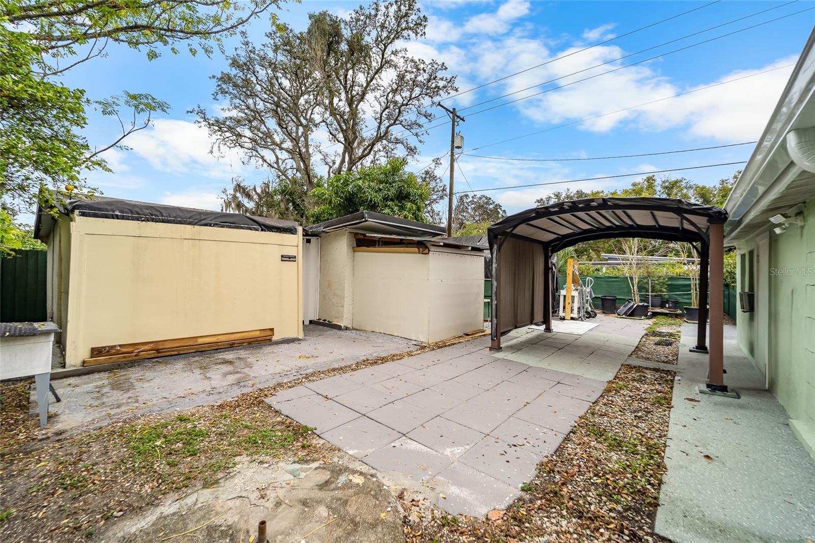 10001 N Arden Ave, Tampa, FL 33612 photo