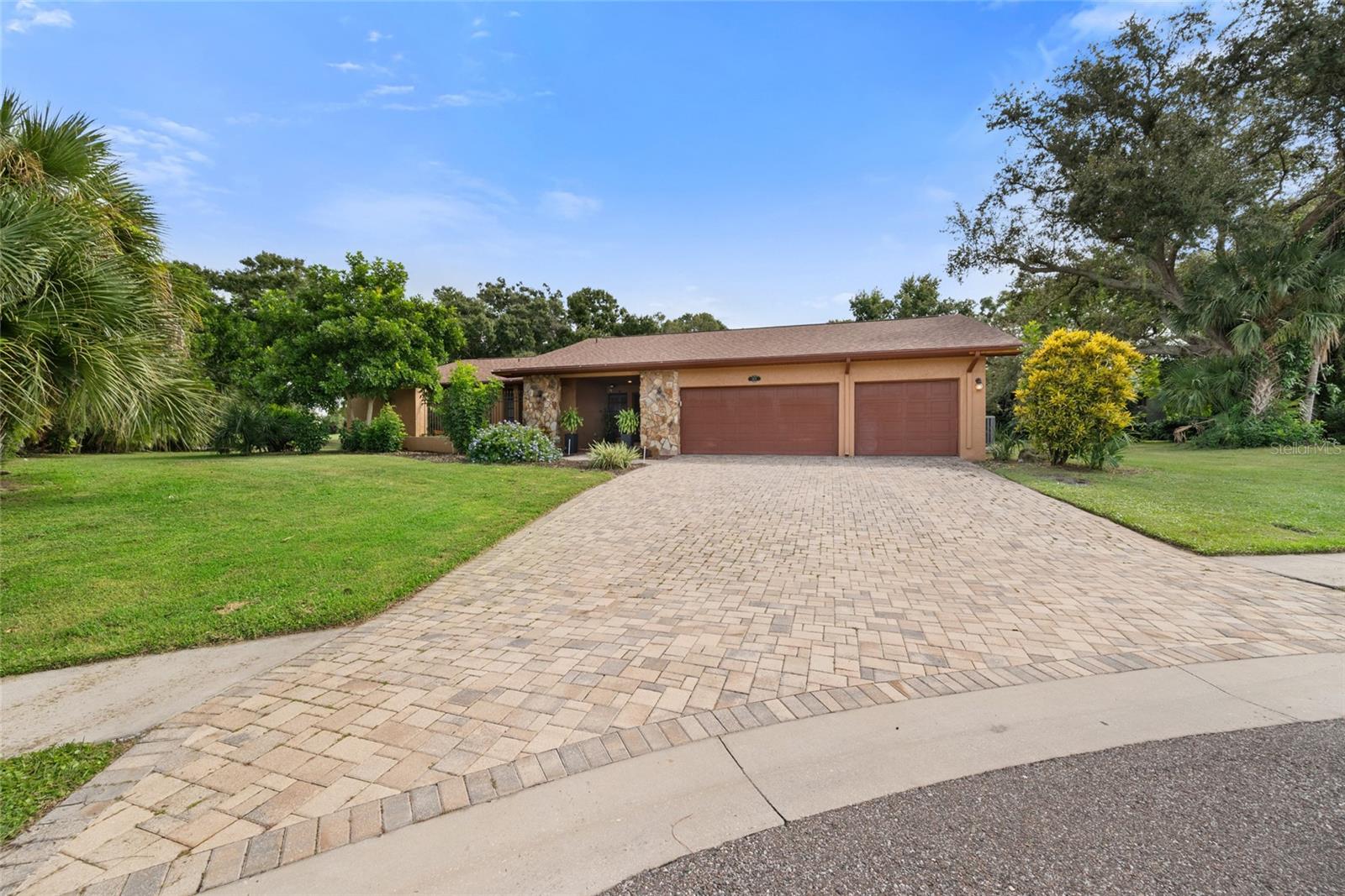 2674 Concorde Ct, Clearwater, FL 33761 photo