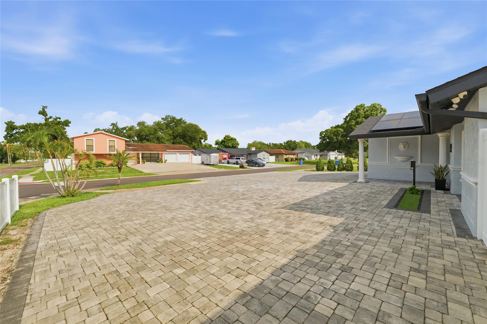 7101 Shenandoah Ct, Tampa, FL 33615 photo