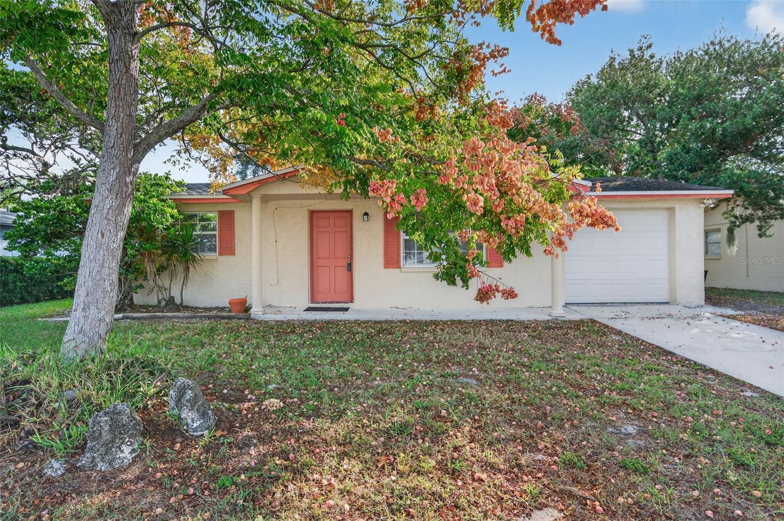 10102 Glen Moor Ln, Port Richey, FL 34668
