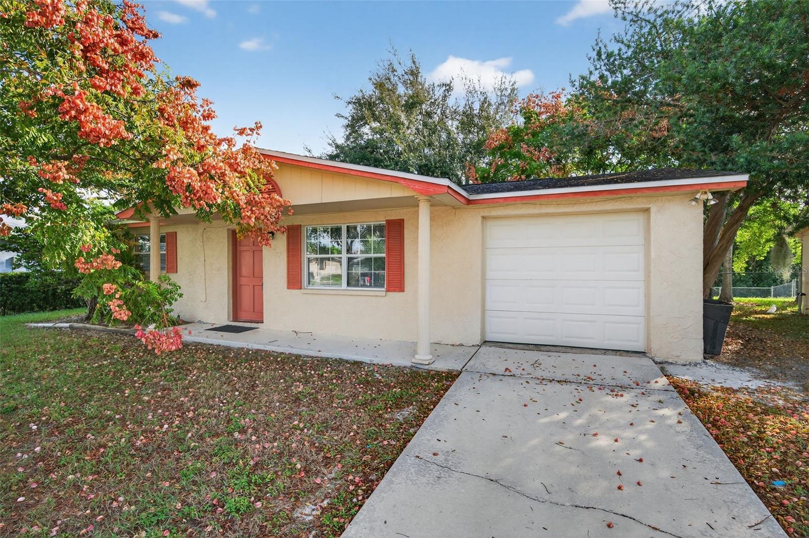10102 Glen Moor Ln, Port Richey, FL 34668 photo