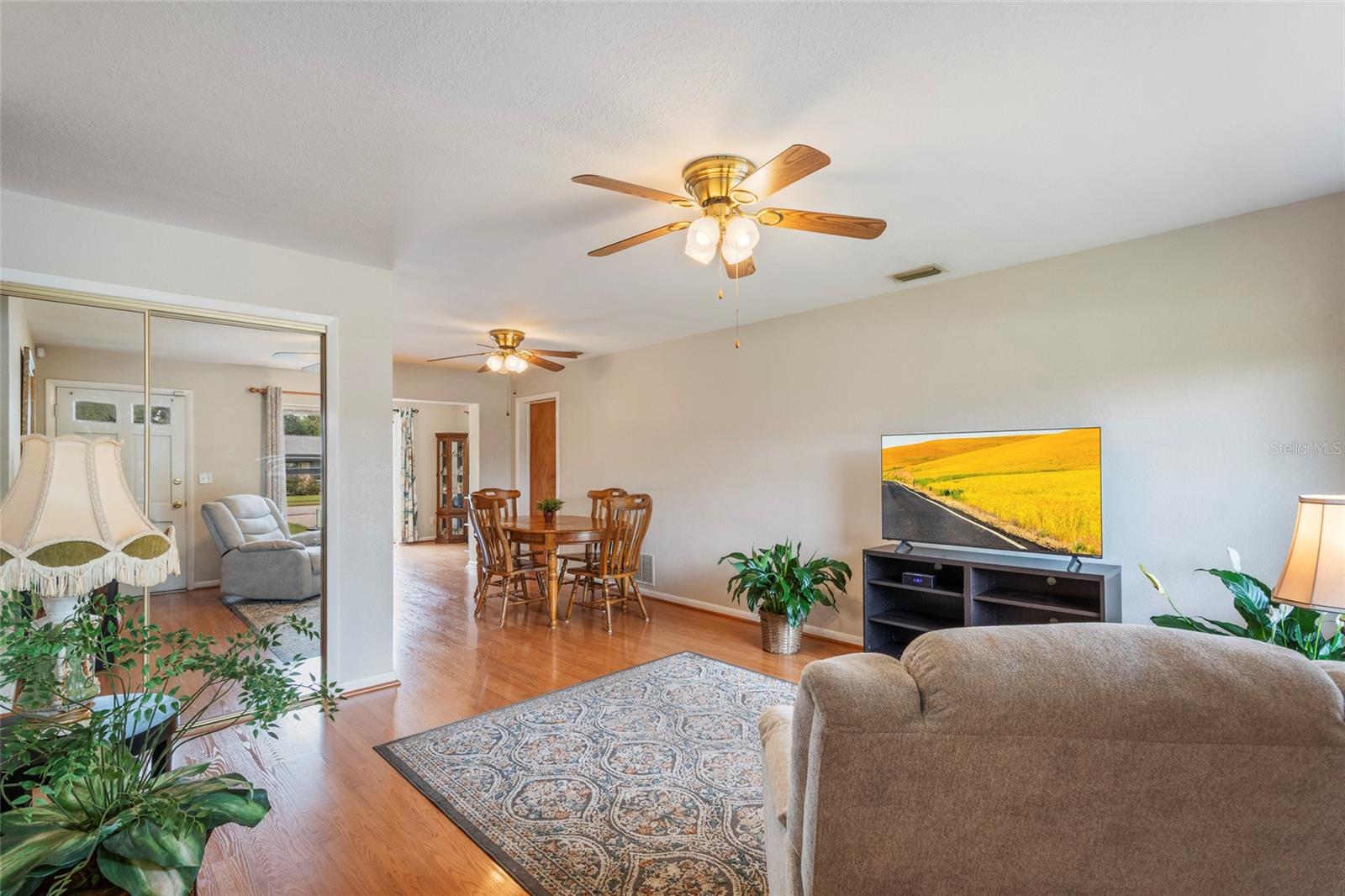 3500 E Grant Ave, Orlando, FL 32806 photo