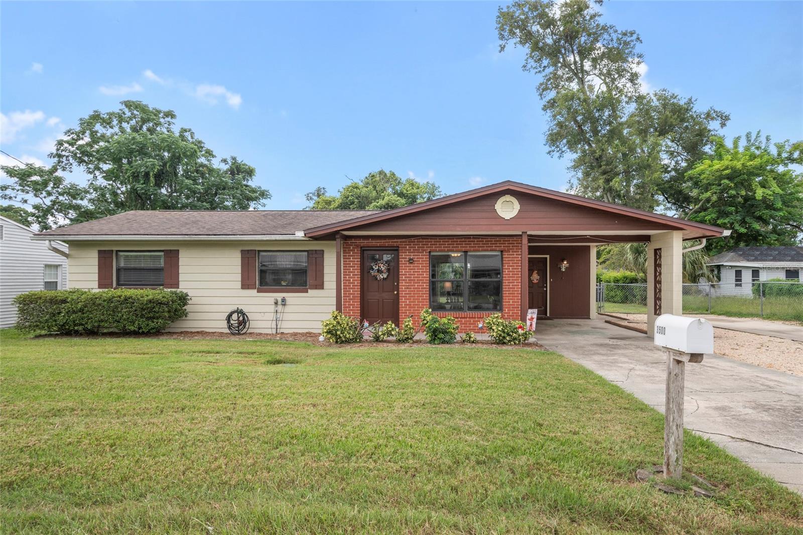 3500 Grant Ave, Orlando, FL 32806