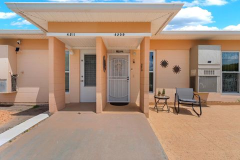 Townhouse in LAKESHORE FL 4209 CLUB CIRCLE.jpg