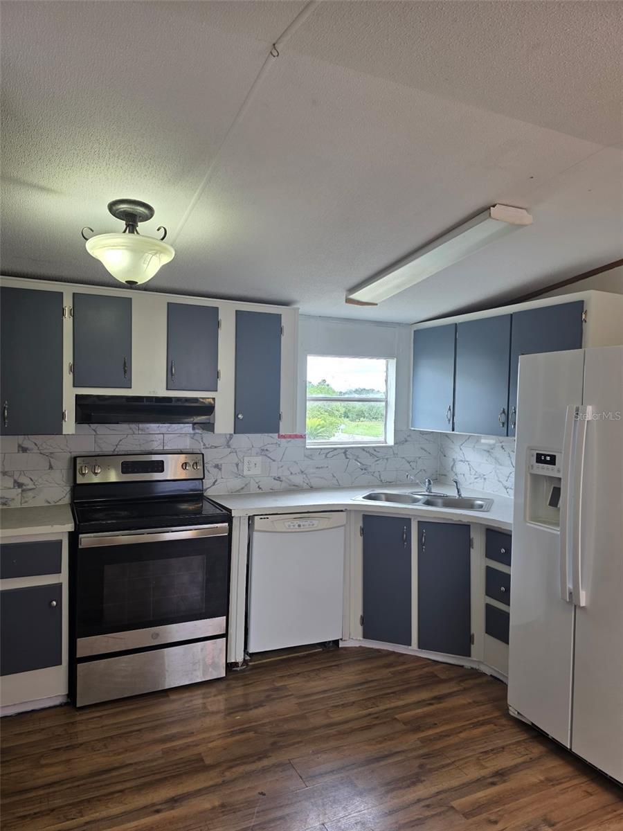 2544 El Dorado Ave, Avon Park, FL 33825 photo