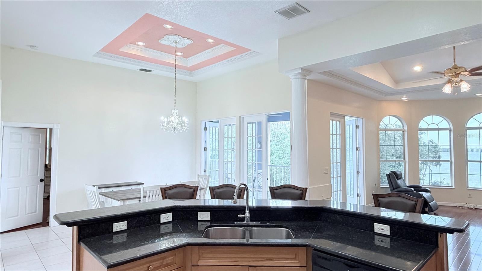 3187 Shoreline Dr, Clearwater, FL 33760 photo