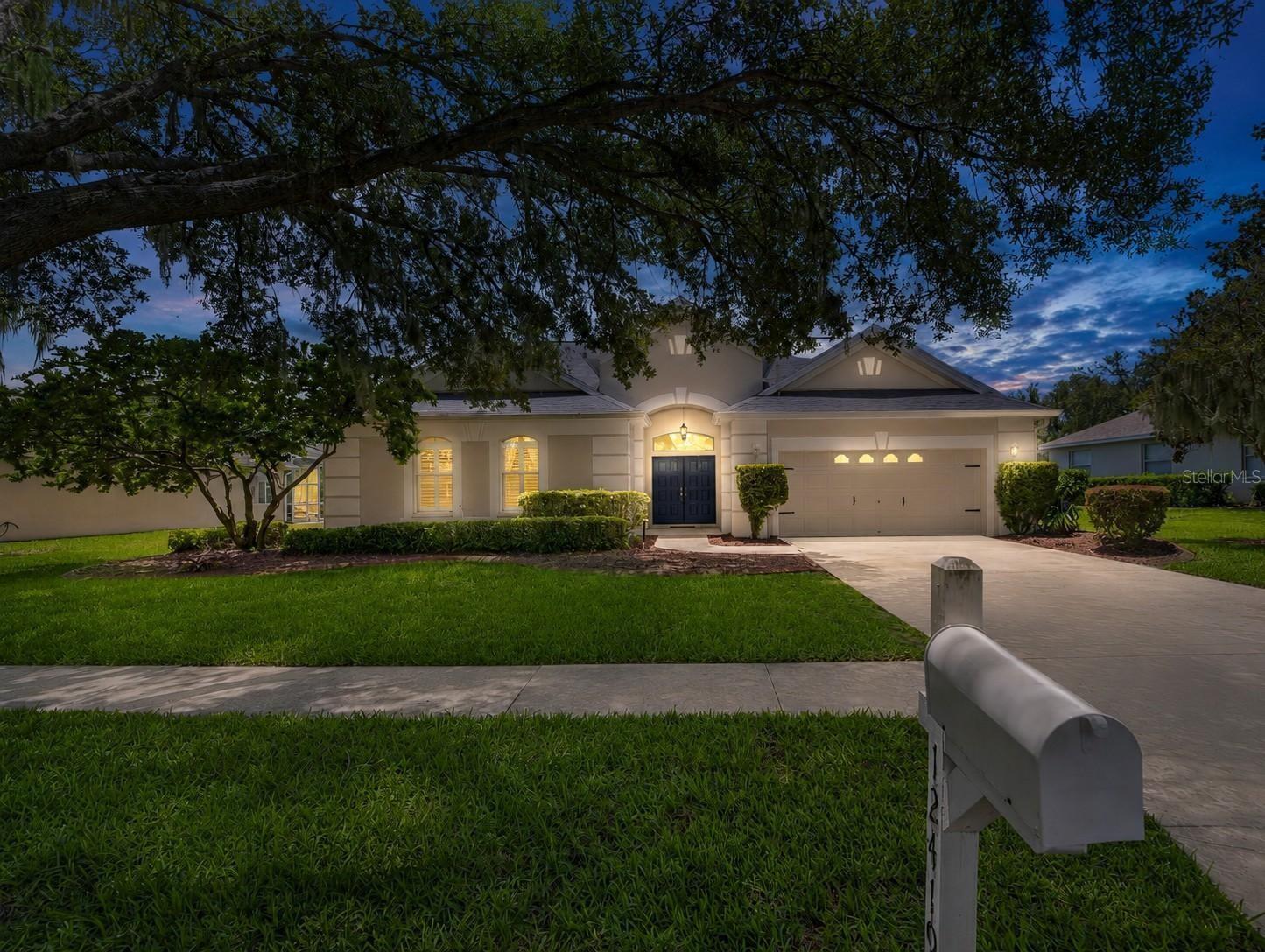 12419 Riverglen Dr, Riverview, FL 33569