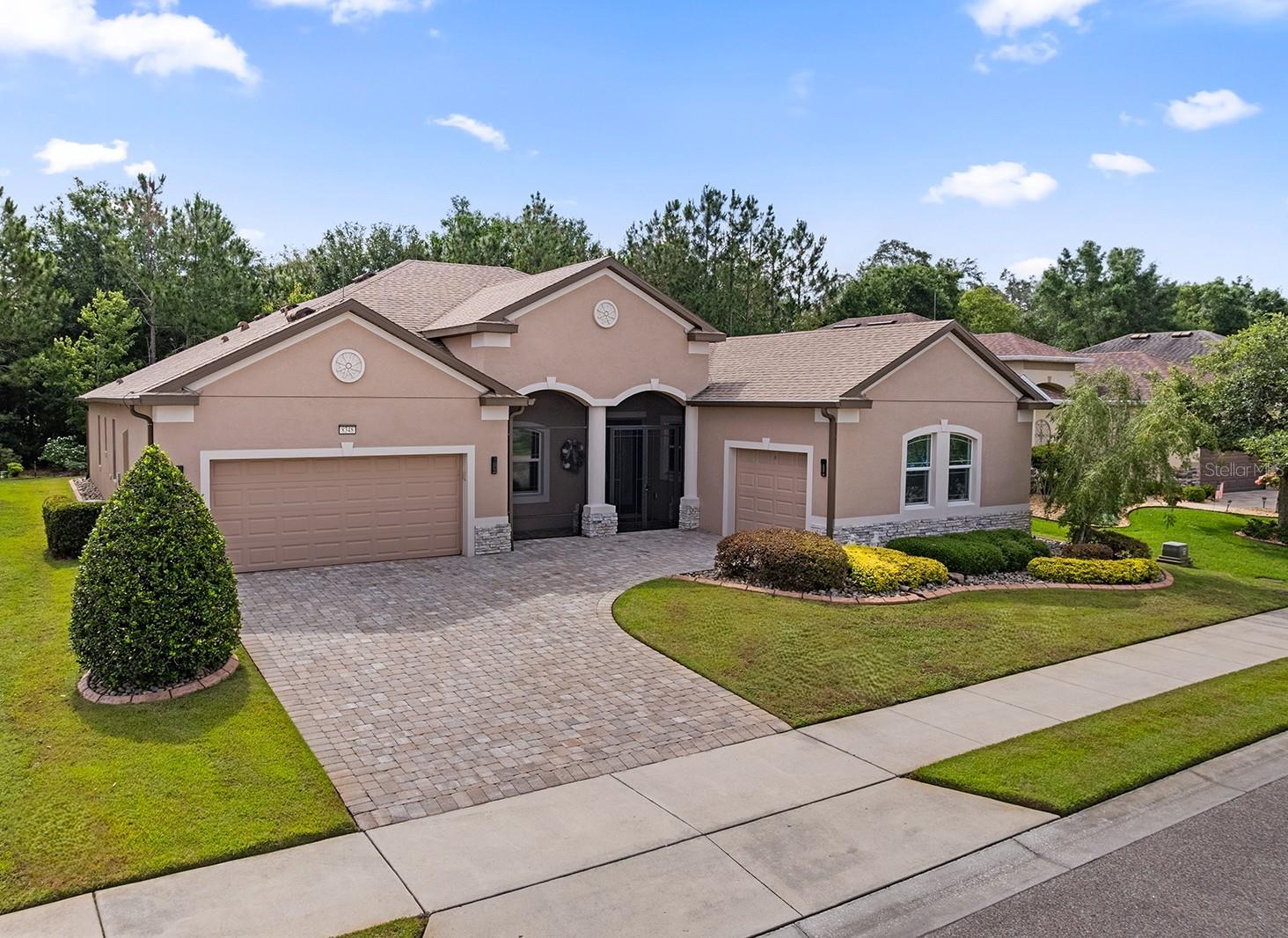 8348 Bridgeport Bay Cir, Mount Dora, FL 32757
