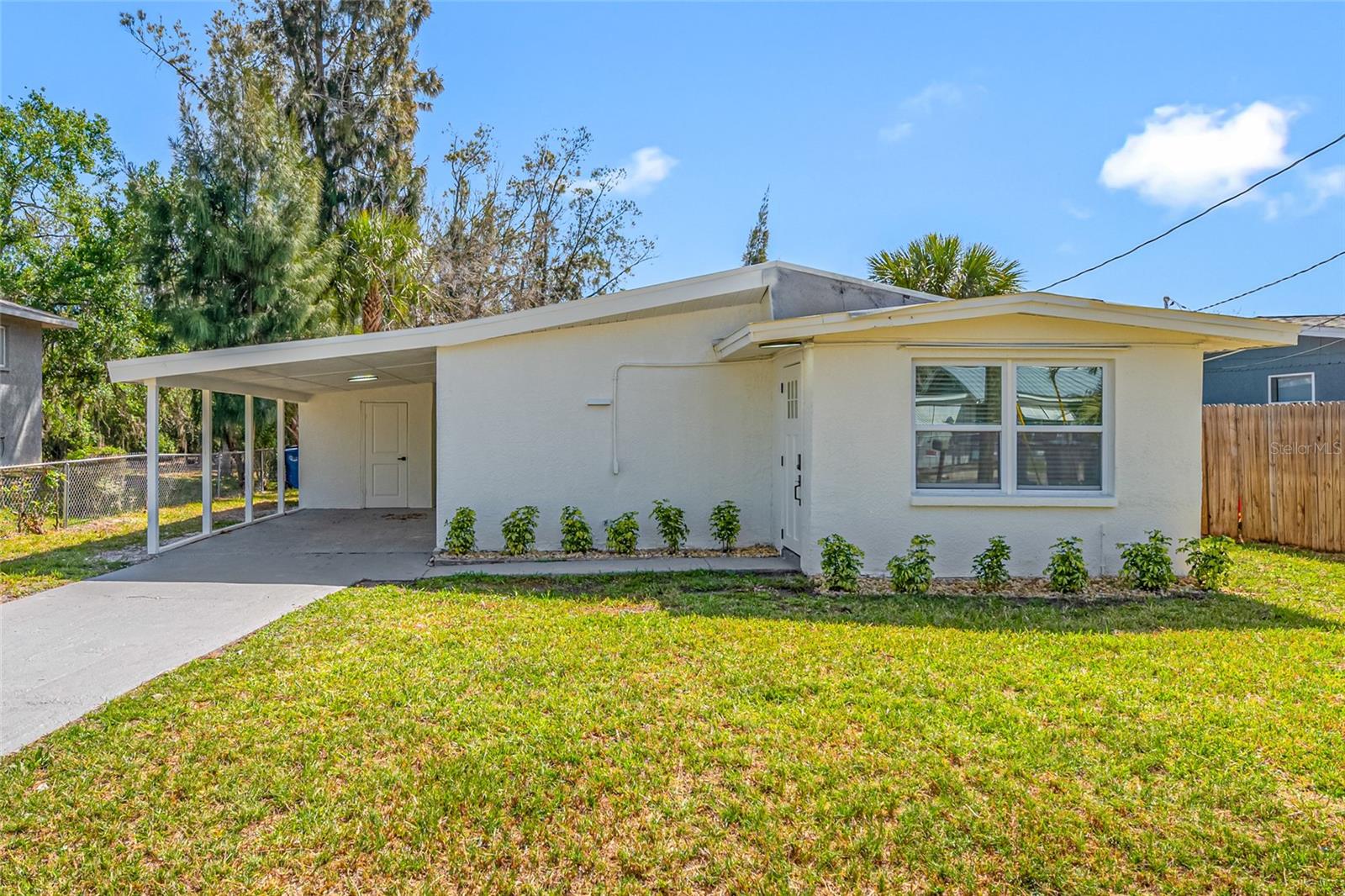 6908 11 Ave, Palmetto, FL 34221 photo