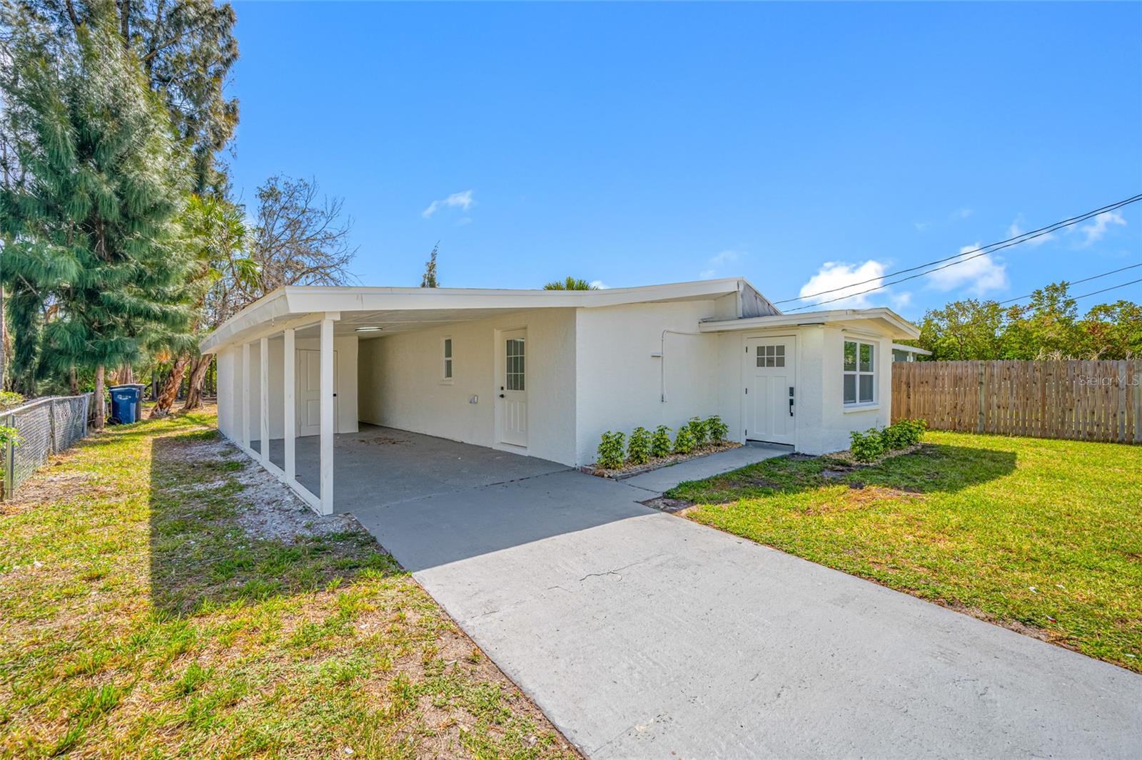 6908 11 Ave, Palmetto, FL 34221 photo