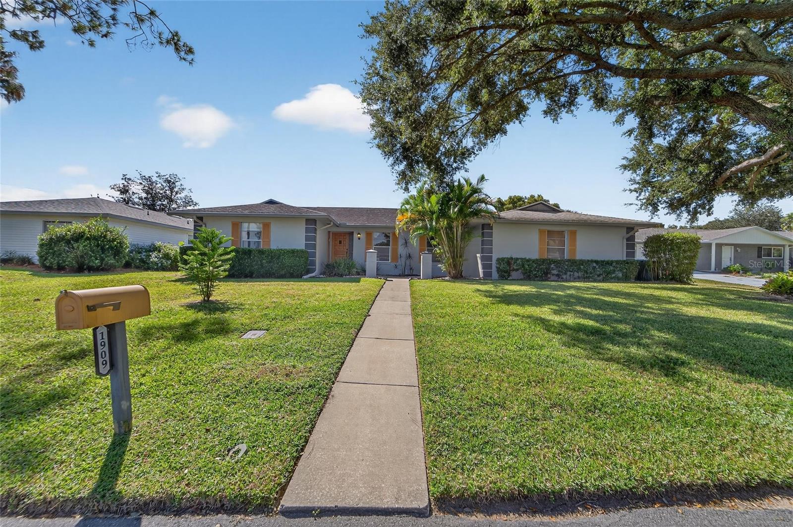 1909 Kimball Ct, Lakeland, FL 33813 photo