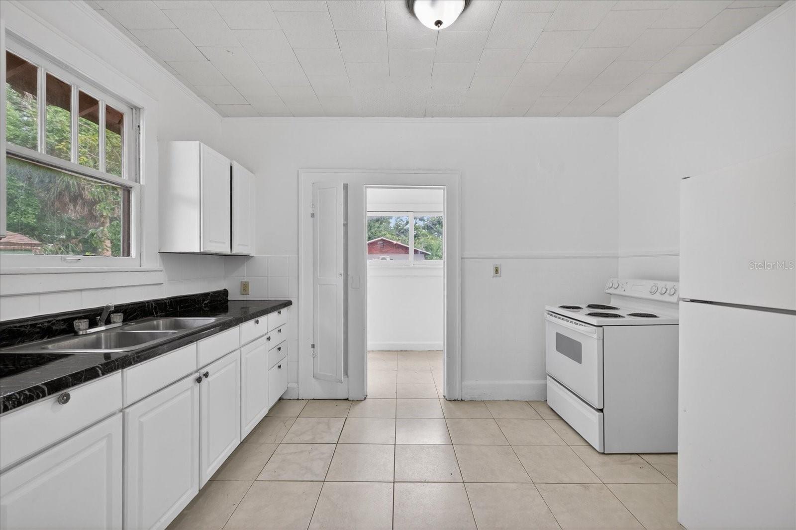 2211 22 Ave, Saint Petersburg, FL 33712 photo
