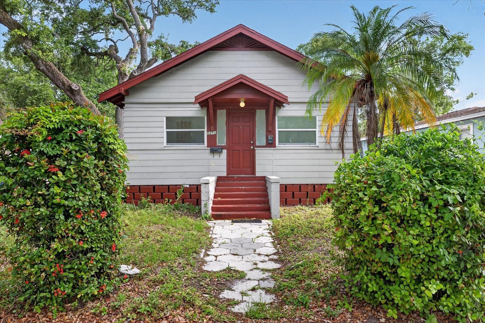 2211 22 Ave, Saint Petersburg, FL 33712