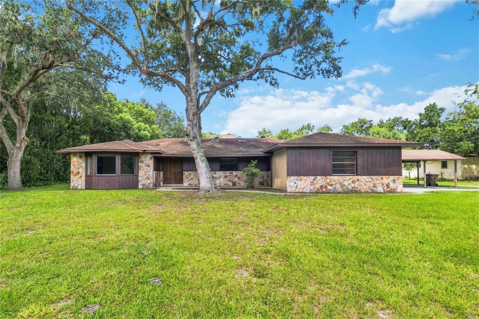 1850 Palmetto Dr, Kissimmee, FL 34744