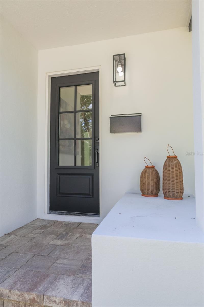 1426 15 St, Saint Petersburg, FL 33704 photo