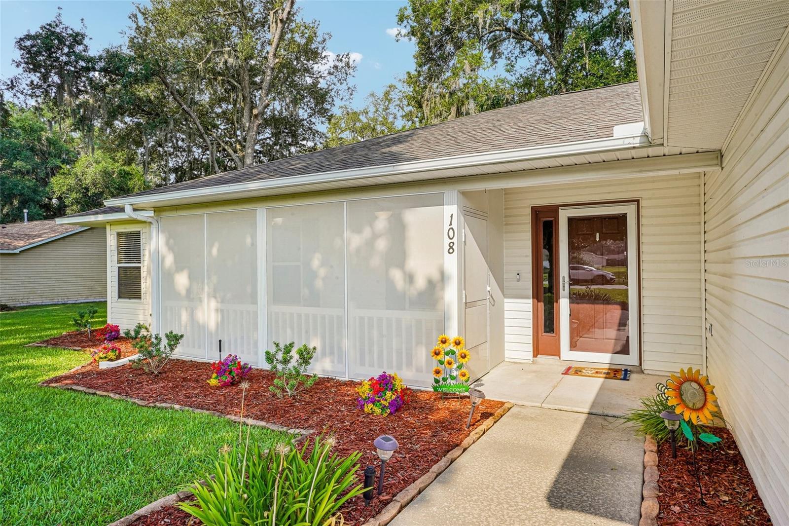108 Cherry Blossom Ln, Lady Lake, FL 32159 photo