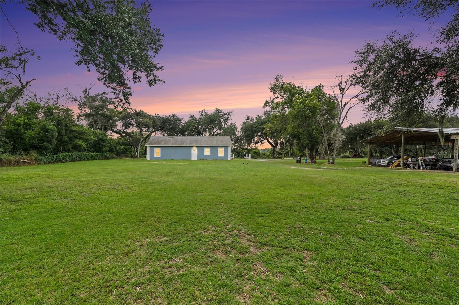 7040 Lumberton Rd, Zephyrhills, FL 33540 photo