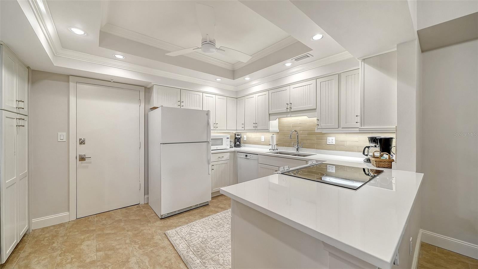 2301 Gulf Of Mexico Dr #11 N, Longboat Key, FL 34228 photo