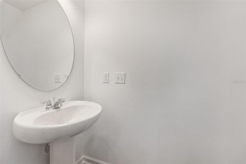 Townhouse in DADE CITY FL 11975 SYLVIA STREET 38.jpg