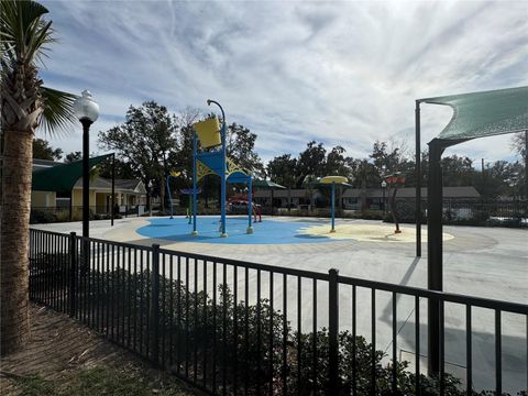 Townhouse in DADE CITY FL 11975 SYLVIA STREET 43.jpg