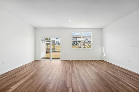 Townhouse in DADE CITY FL 11975 SYLVIA STREET 35.jpg