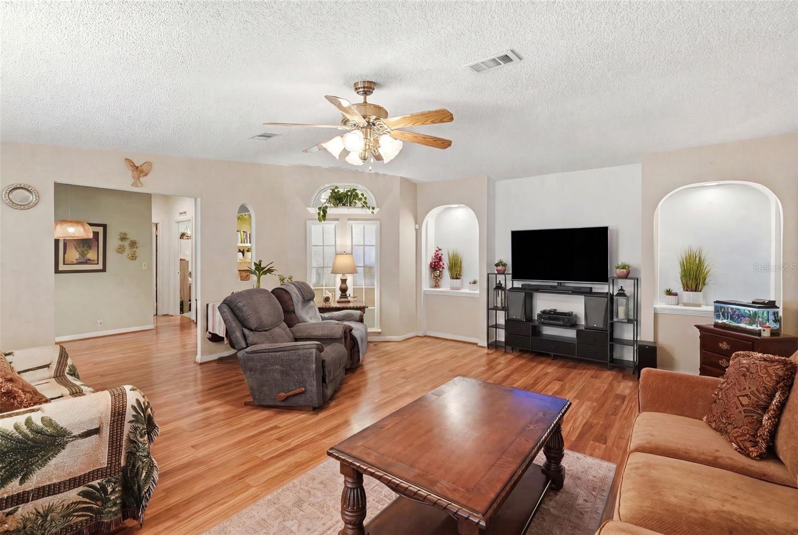 6229 Knotty Pine Dr, Winter Haven, FL 33884 photo