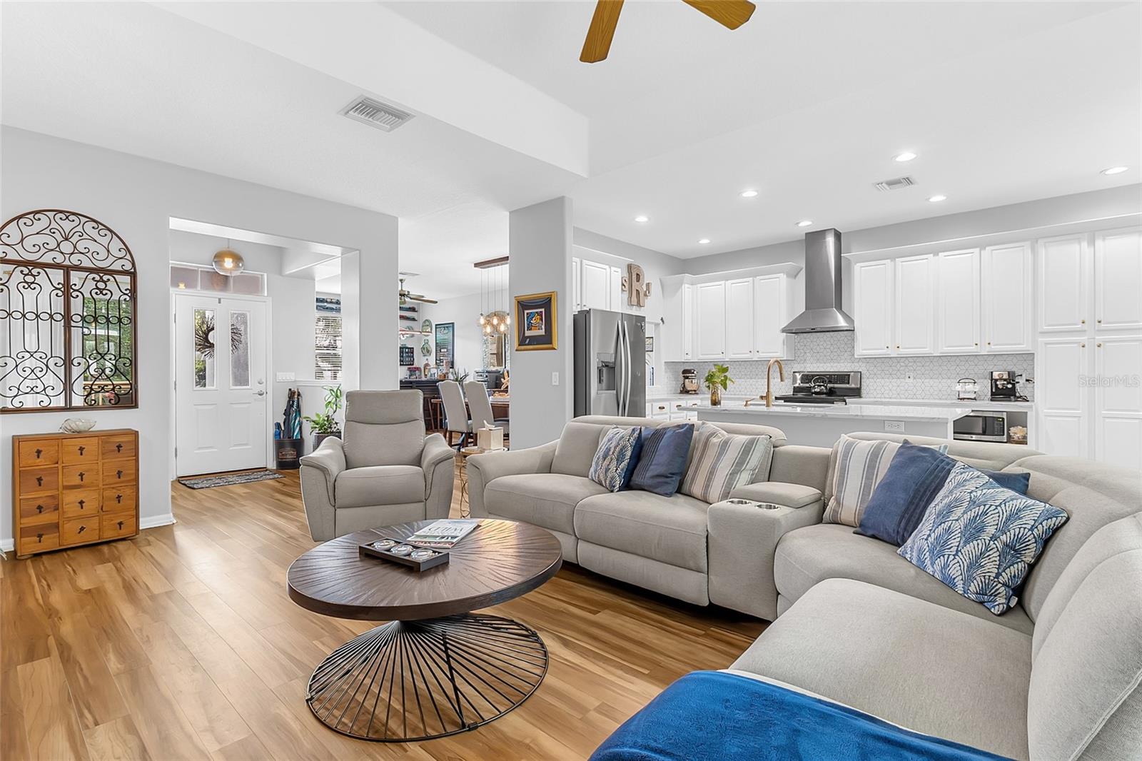 995 Sadie Ln, Winter Garden, FL 34787 photo