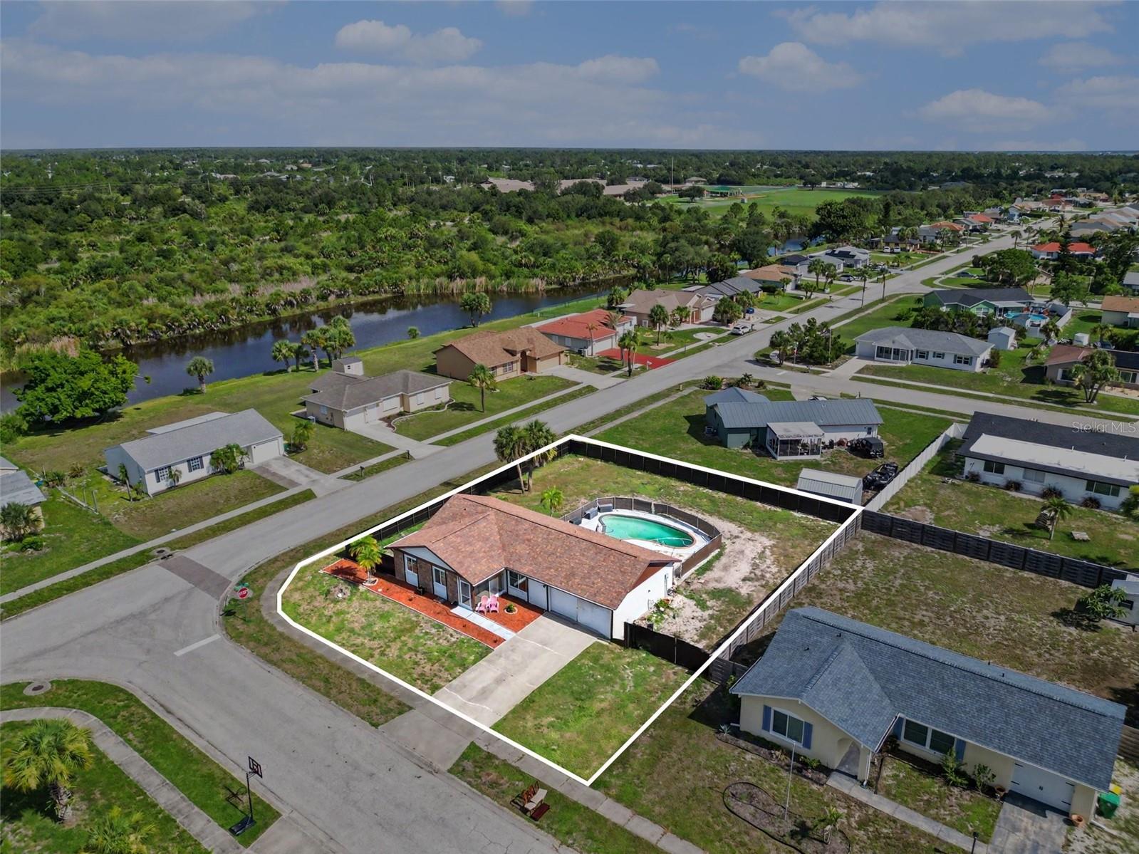 13238 Fowler Ave, Port Charlotte, FL 33981 photo