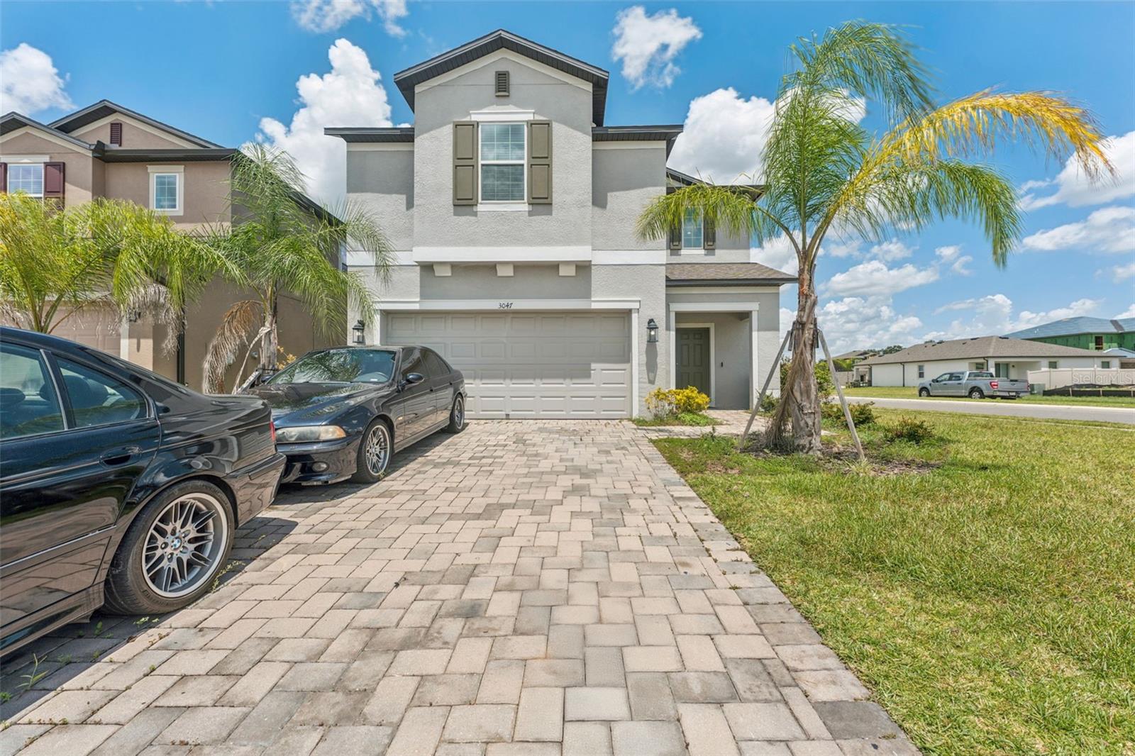 3047 Adams Cross Dr, Zephyrhills, FL 33540 photo