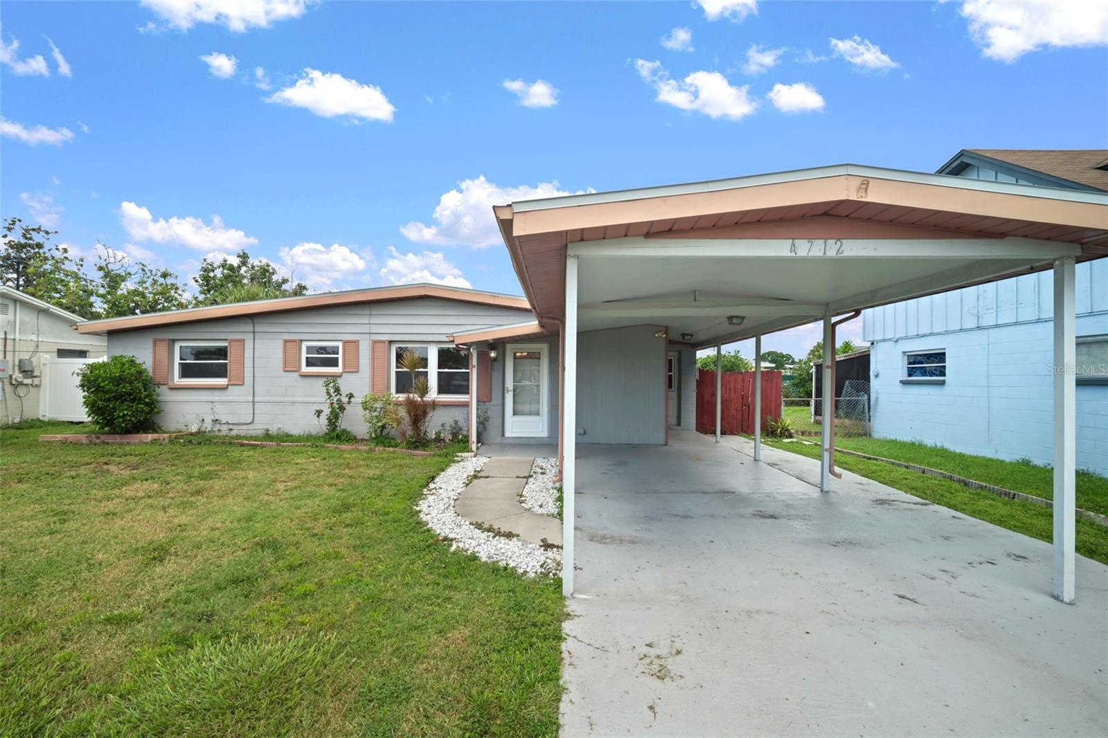 4712 Bessie Rd, Tampa, FL 33615
