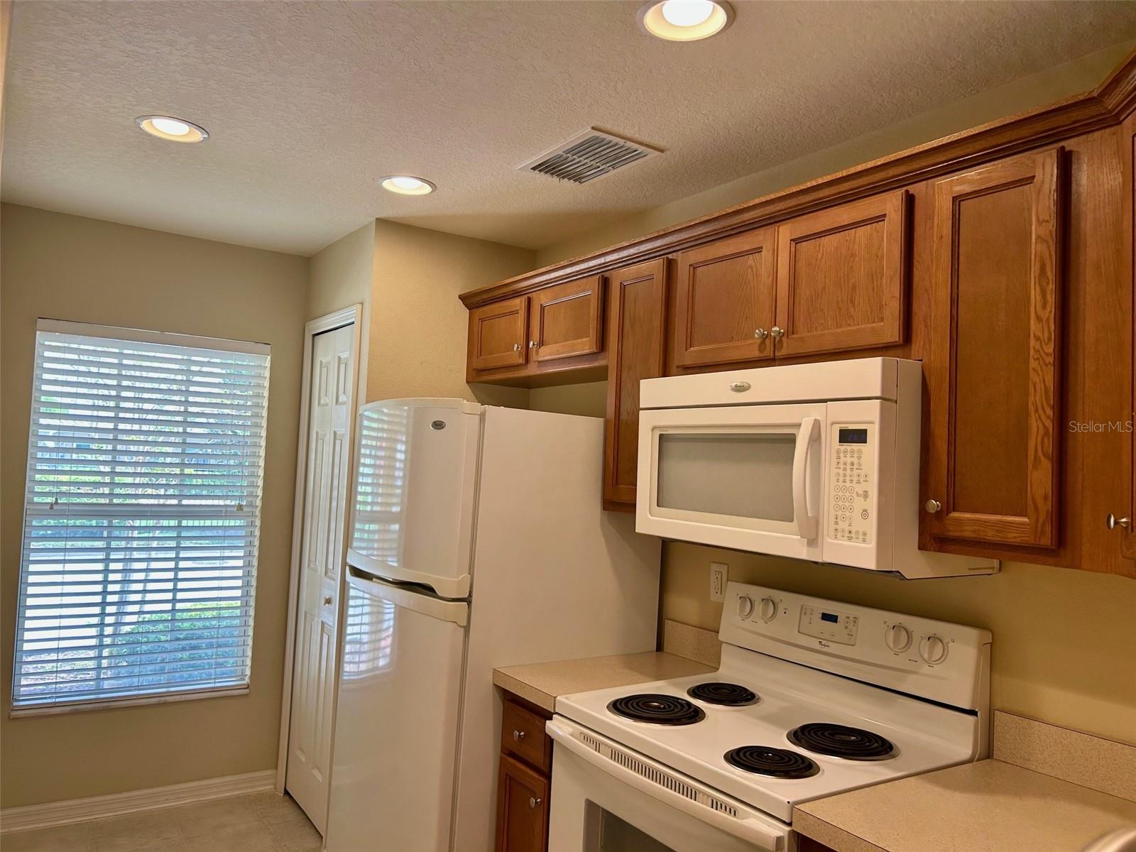 2078 Sun Down Dr, Clearwater, FL 33763 photo