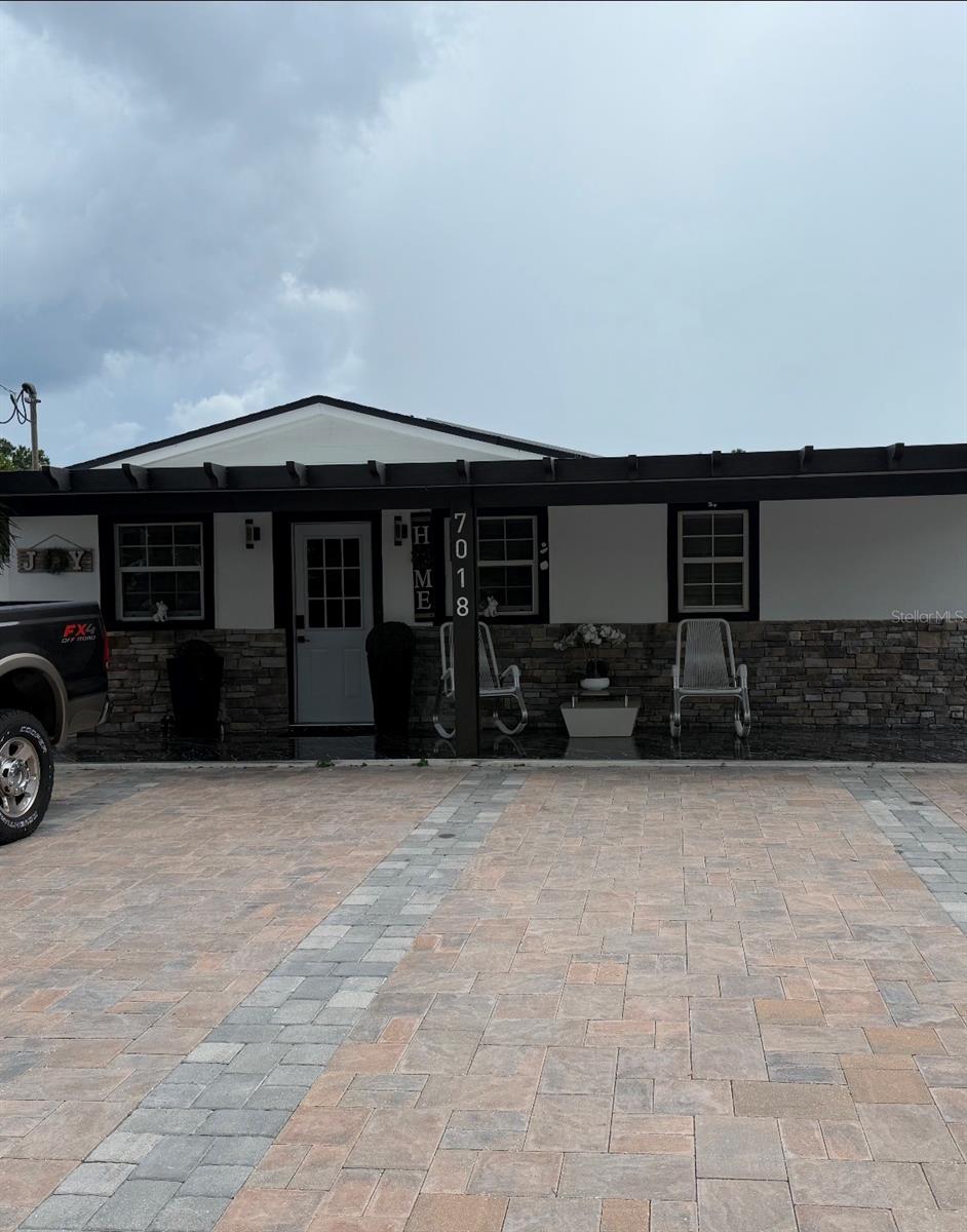 7018 Hale Ave, Tampa, FL 33614