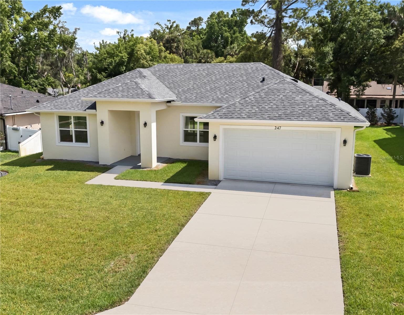 247 Debary Dr, Debary, FL 32713