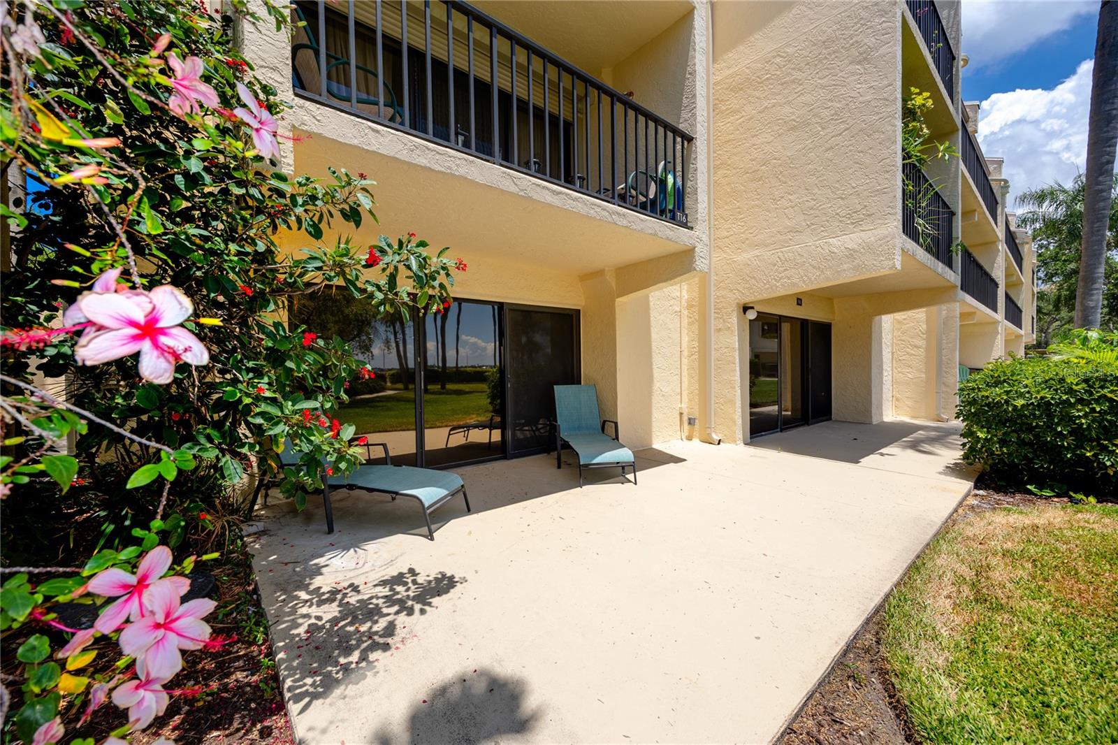 7510 Sunshine Skyway Ln #P 4, Saint Petersburg, FL 33711 photo