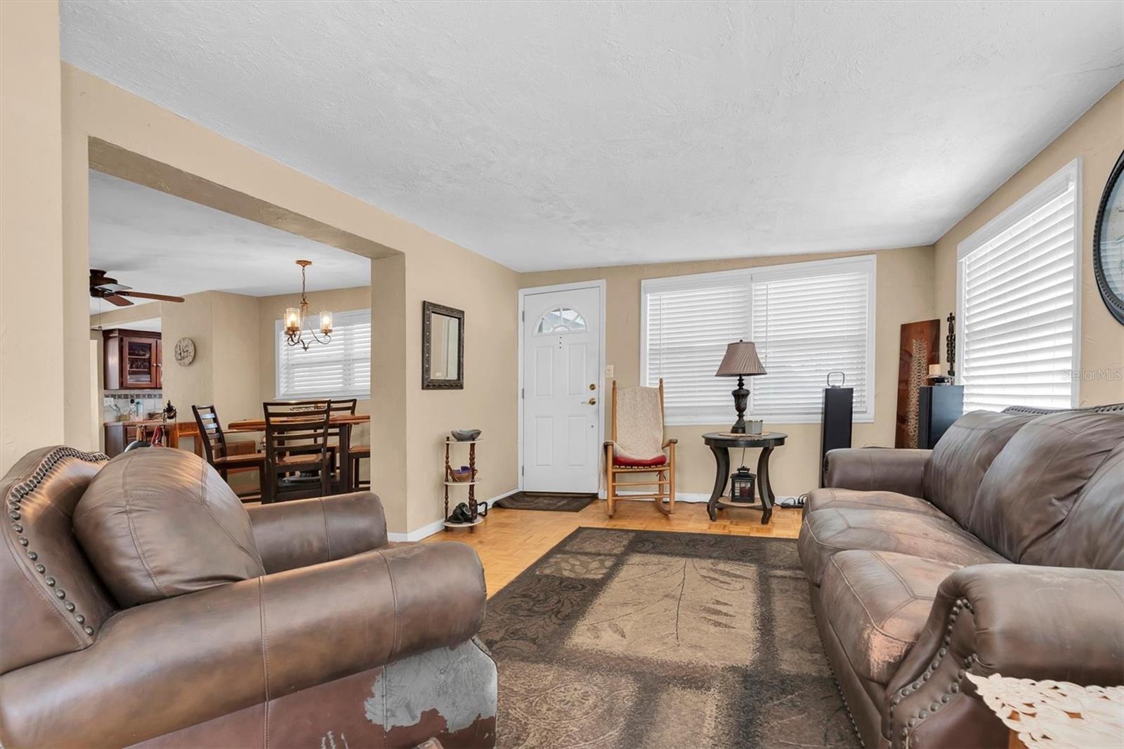 3227 48 Ave, Saint Petersburg, FL 33714 photo