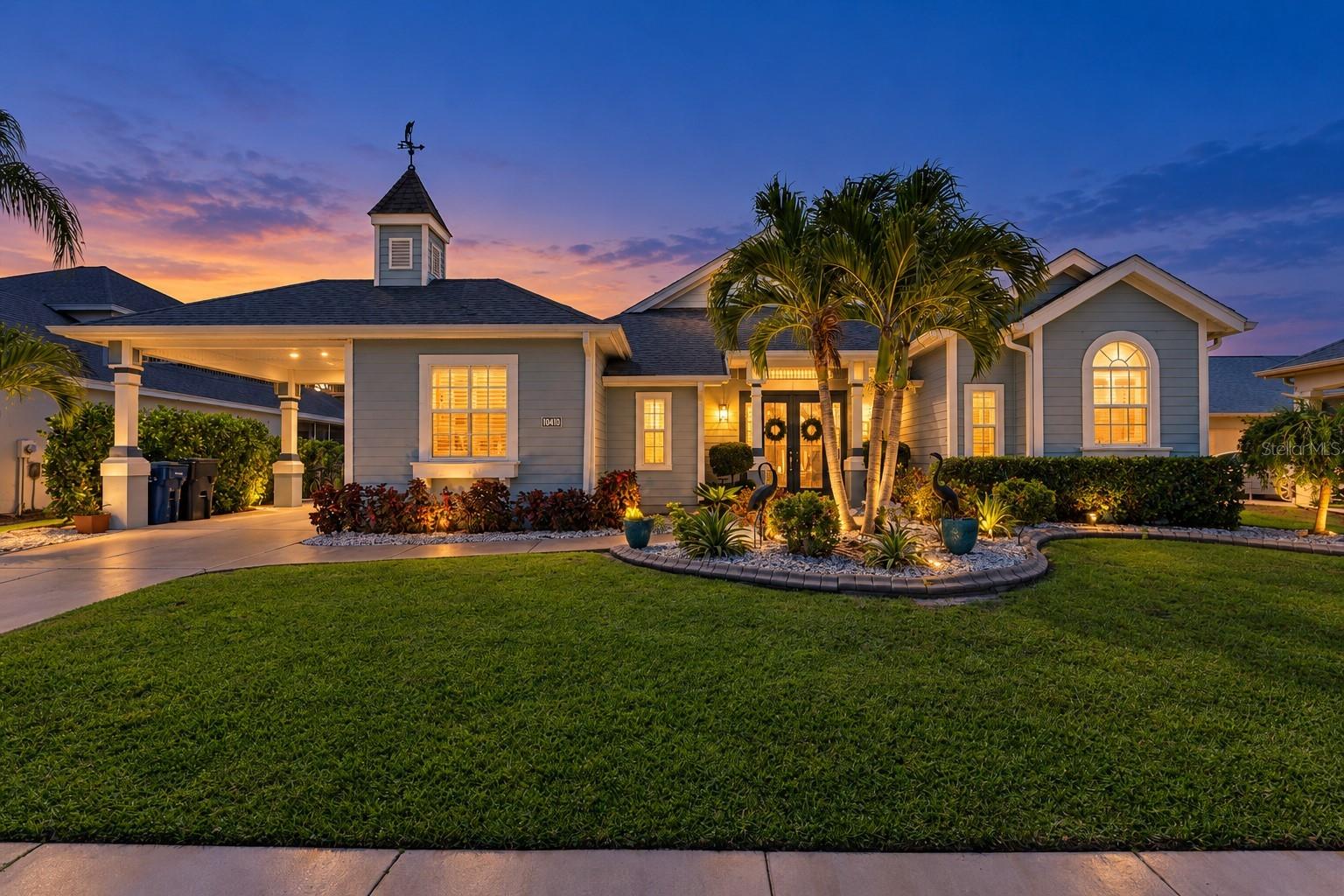 4748 Compass Dr, Bradenton, FL 34208 photo