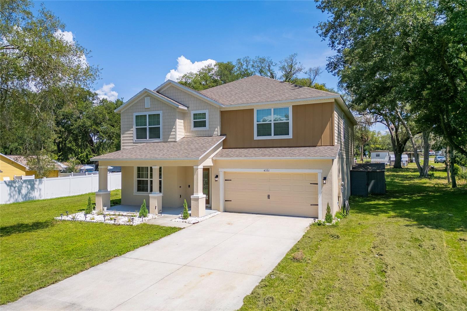 4331 Wayne Rd, Fruitland Park, FL 34731 photo