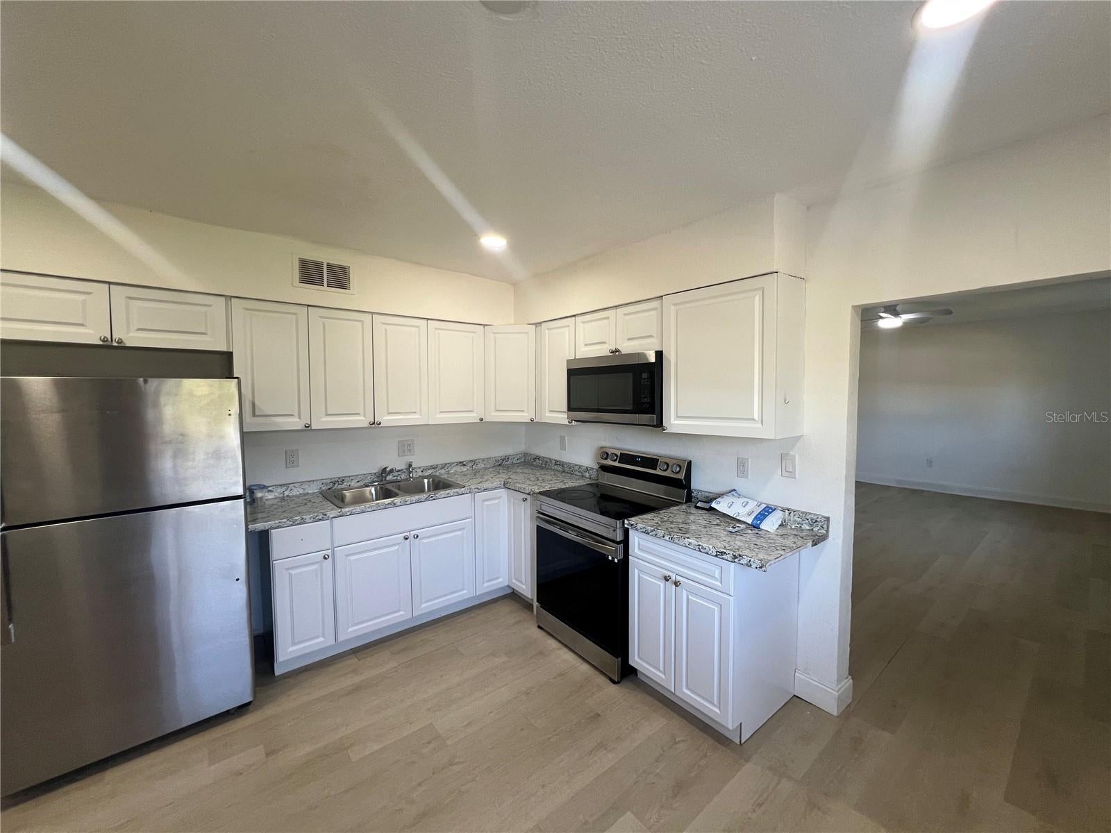 23476 Harper Ave, Port Charlotte, FL 33980 photo