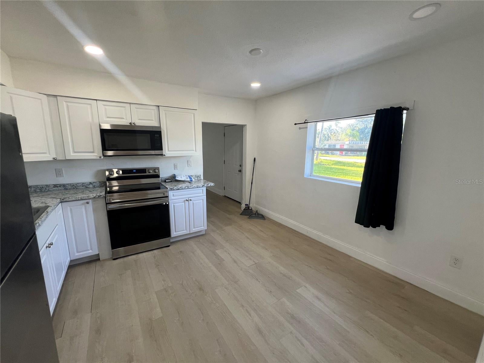 23476 Harper Ave, Port Charlotte, FL 33980 photo