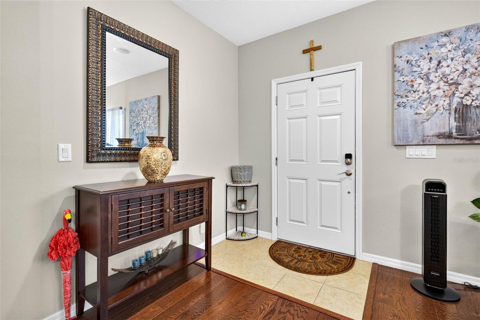 119 N Betty Ln, Clearwater, FL 33755 photo