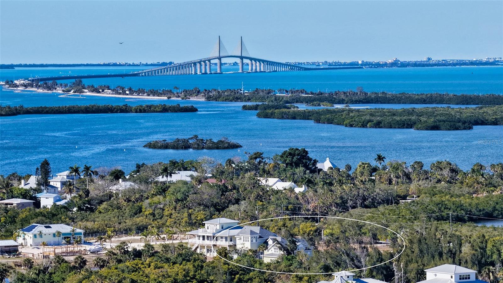 925 Bayshore Dr, Terra Ceia, FL 34250 photo