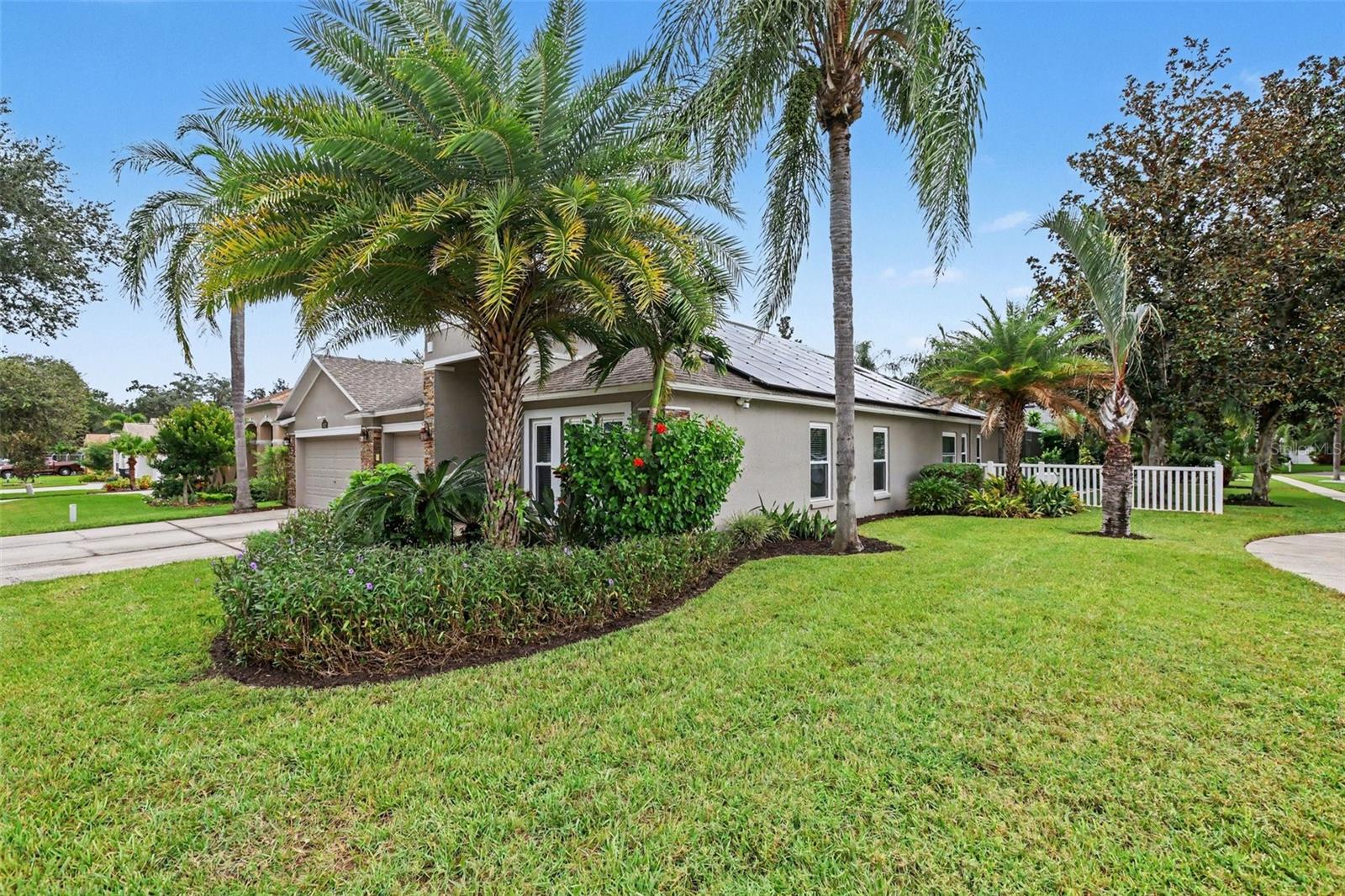 8937 Aberdeen Creek Cir, Riverview, FL 33569 photo