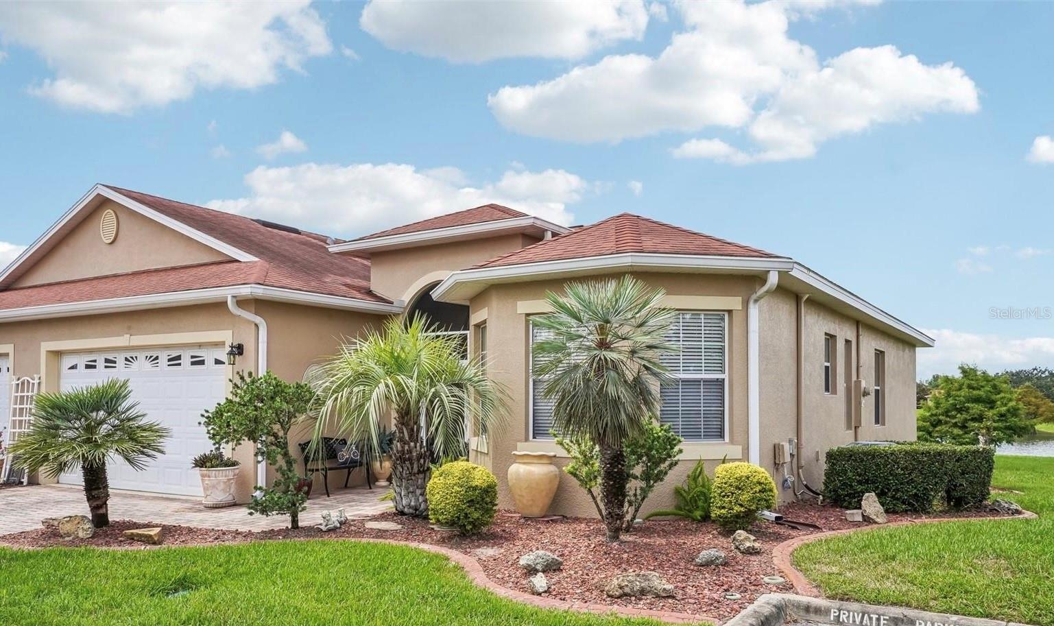 10086 Ketch Kay Ln, Oxford, FL 34484 photo