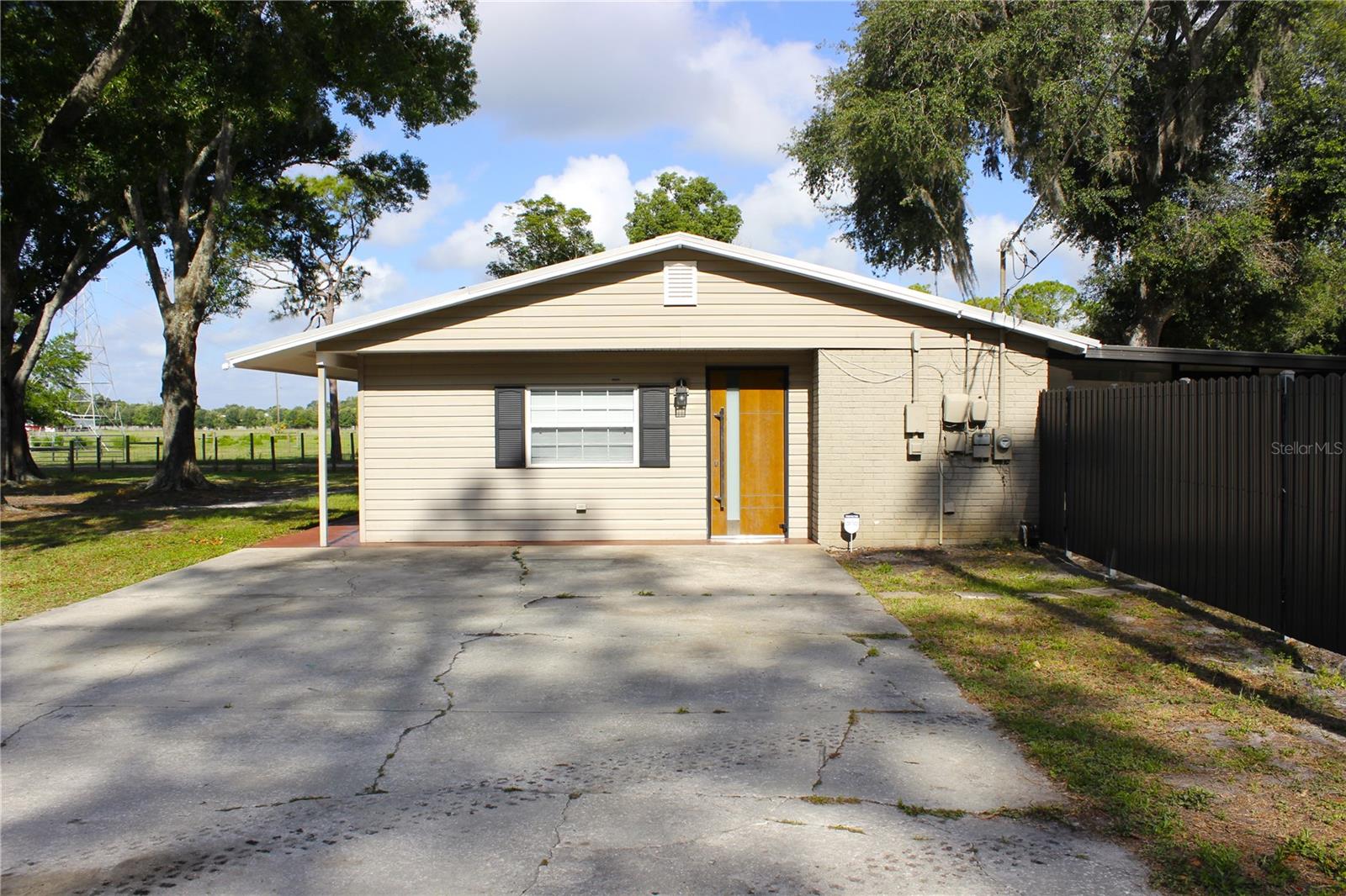 5009 Vaughn Rd, Plant City, FL 33565 photo