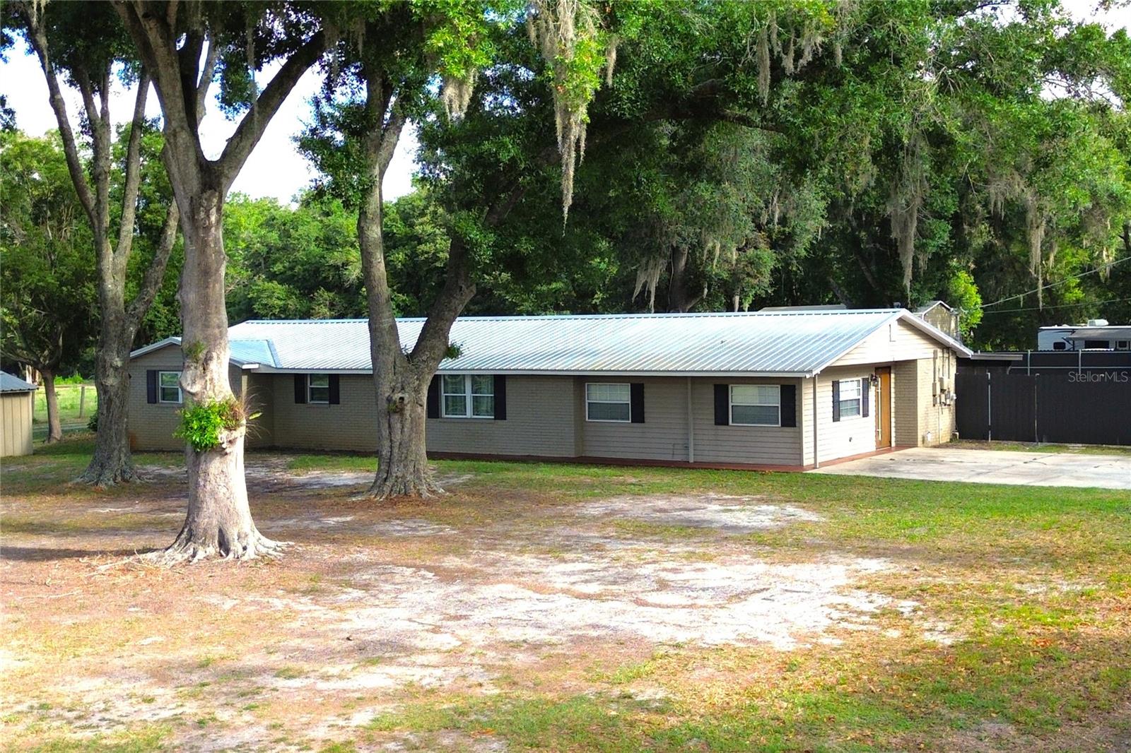 5009 Vaughn Rd, Plant City, FL 33565 photo