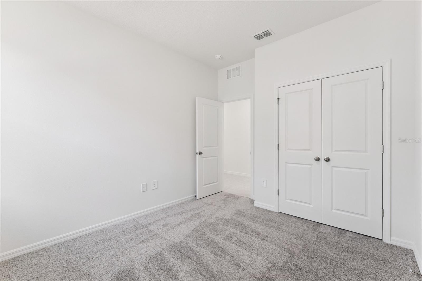 4275 Darby Ct, Eustis, FL 32736 photo